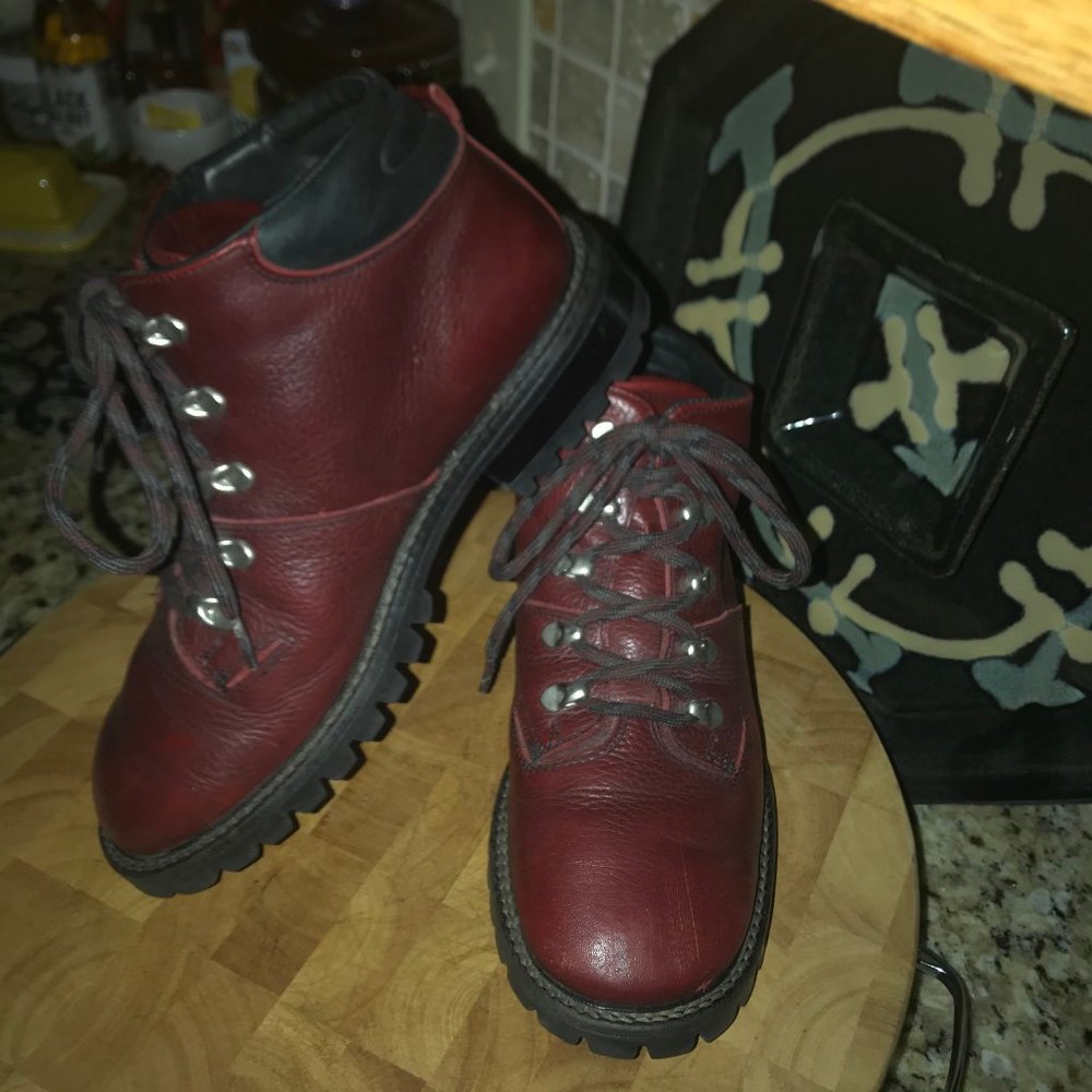 Vintage 90's Terra Firma by SANTANA  Canadian Made Hiking Boots  SZ 9 Women's